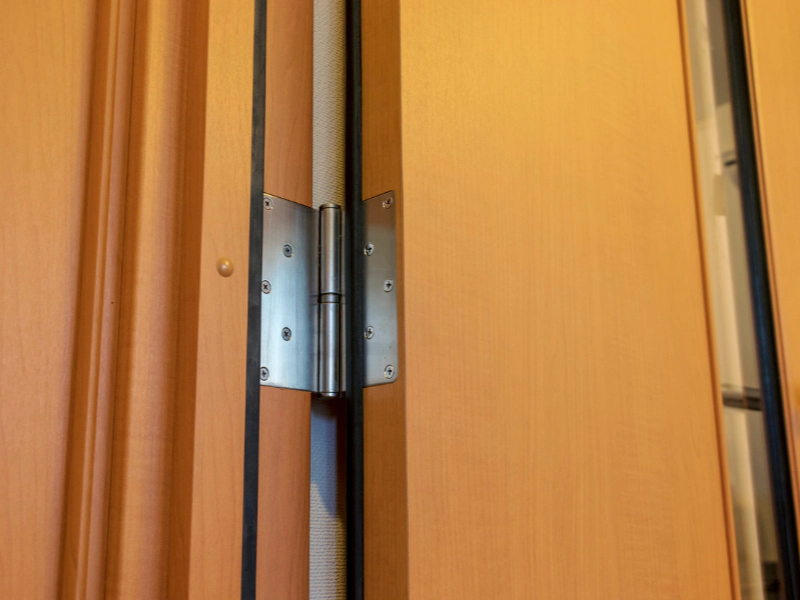 How to Select the Best Door Hinge Manufacturer for Your Business Featured Image