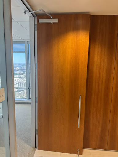 wood-veneer-door